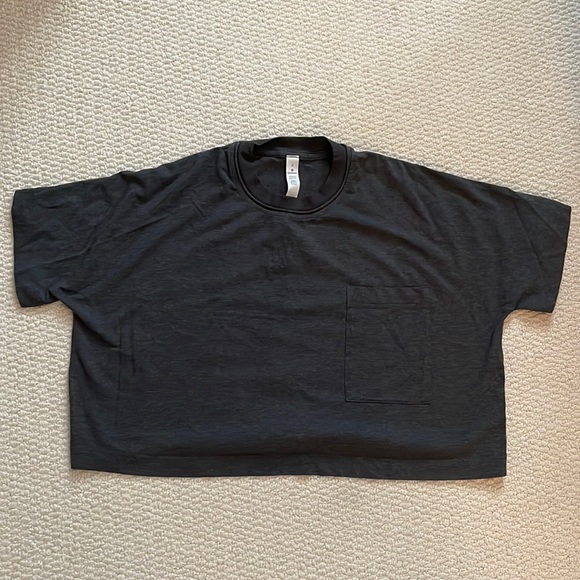 Lululemon - crop top - Picture 1 of 1